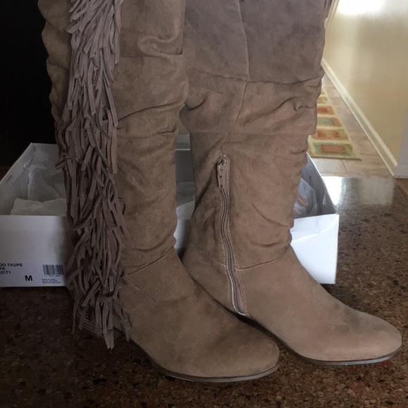 Madden girl boots - Picture 3 of 4